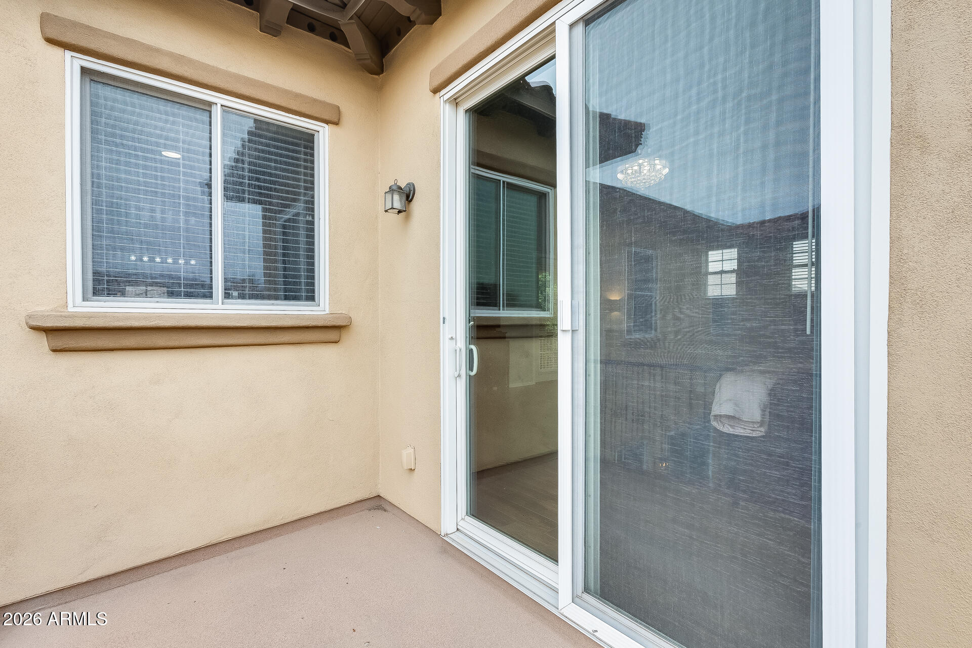 18256 W CAROL Avenue