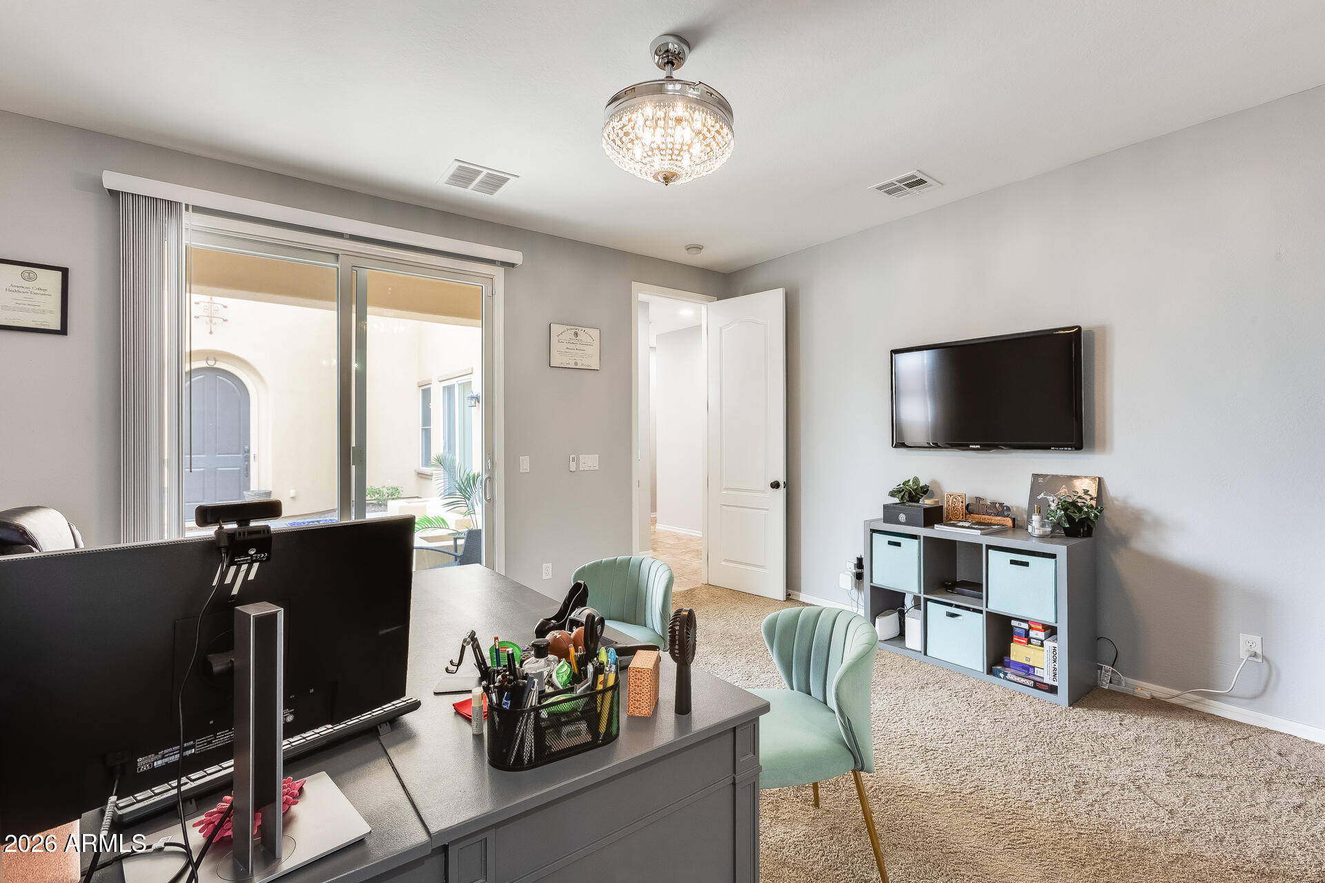 18256 W CAROL Avenue