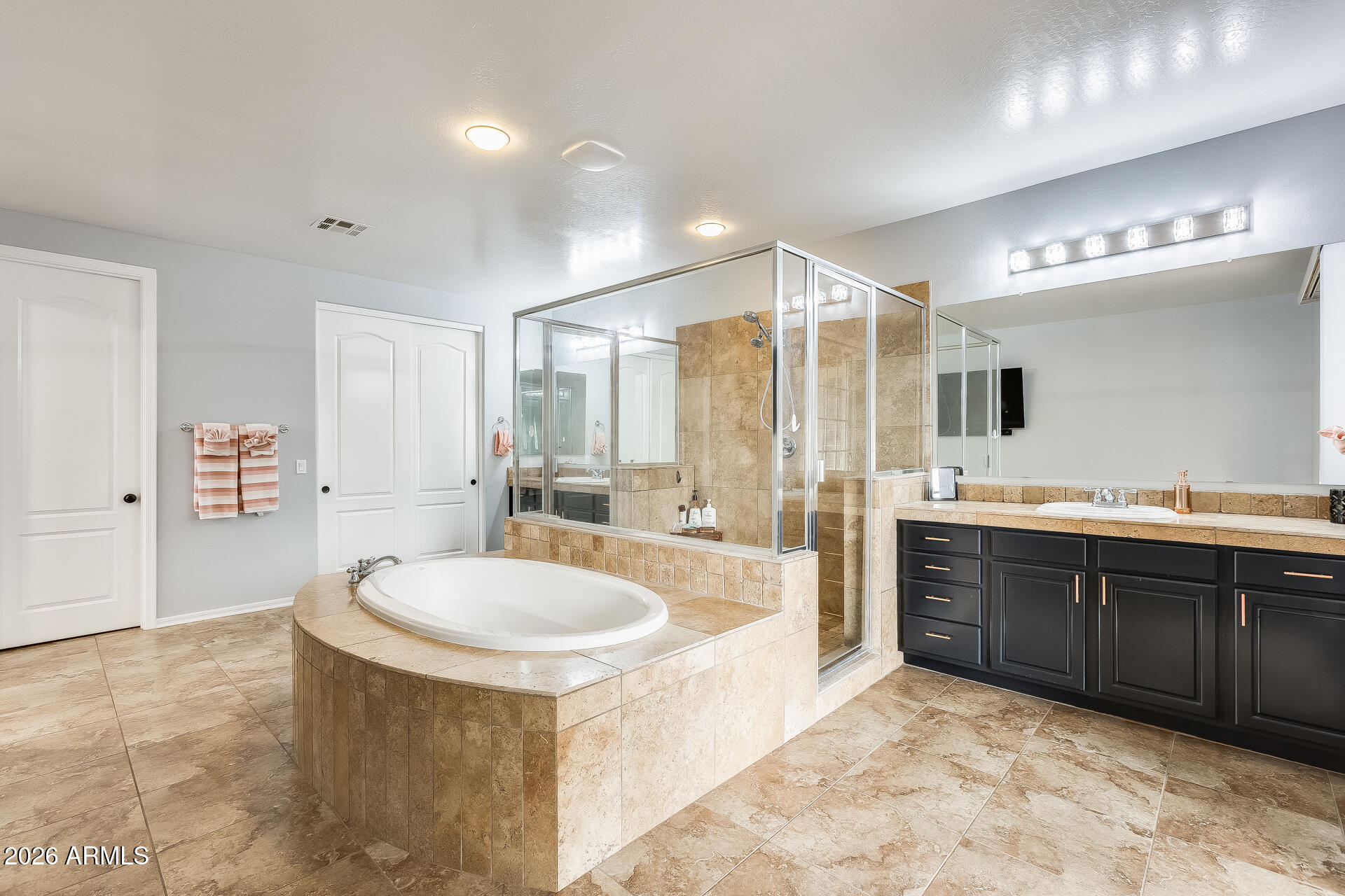 18256 W CAROL Avenue