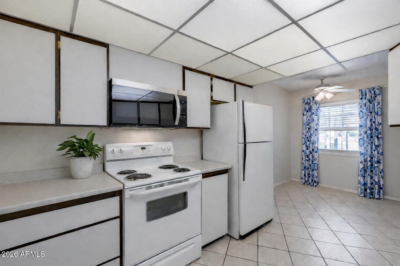 17428 N BOSWELL Boulevard