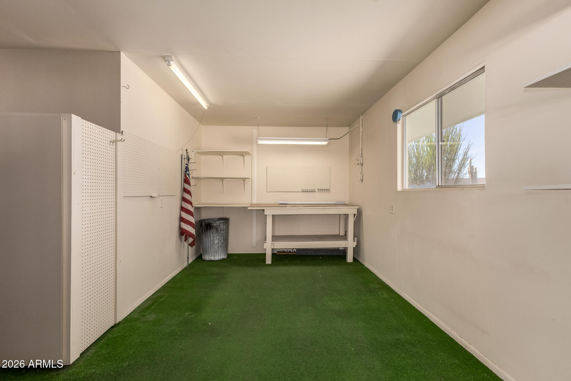 10319 W TWIN OAKS Drive