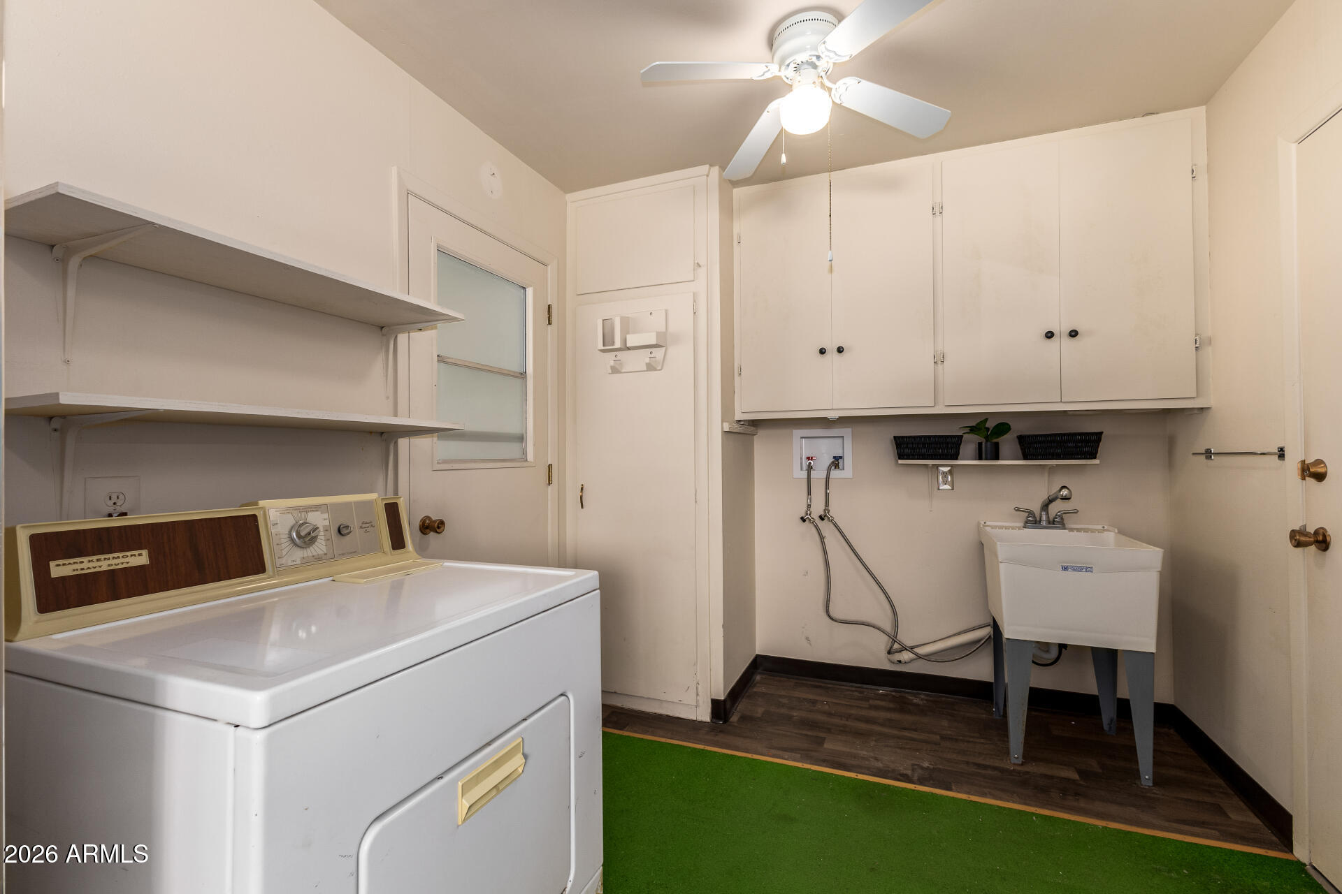 10319 W TWIN OAKS Drive