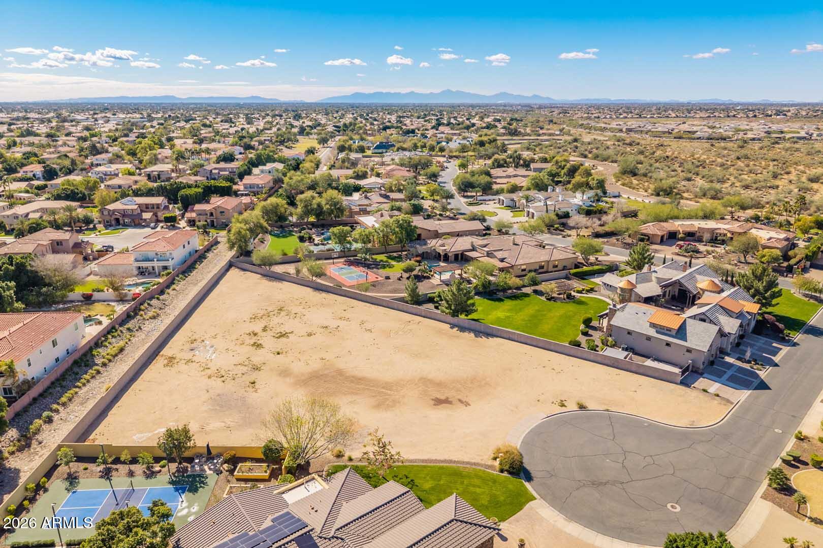 7323 W ARTIE Avenue 7