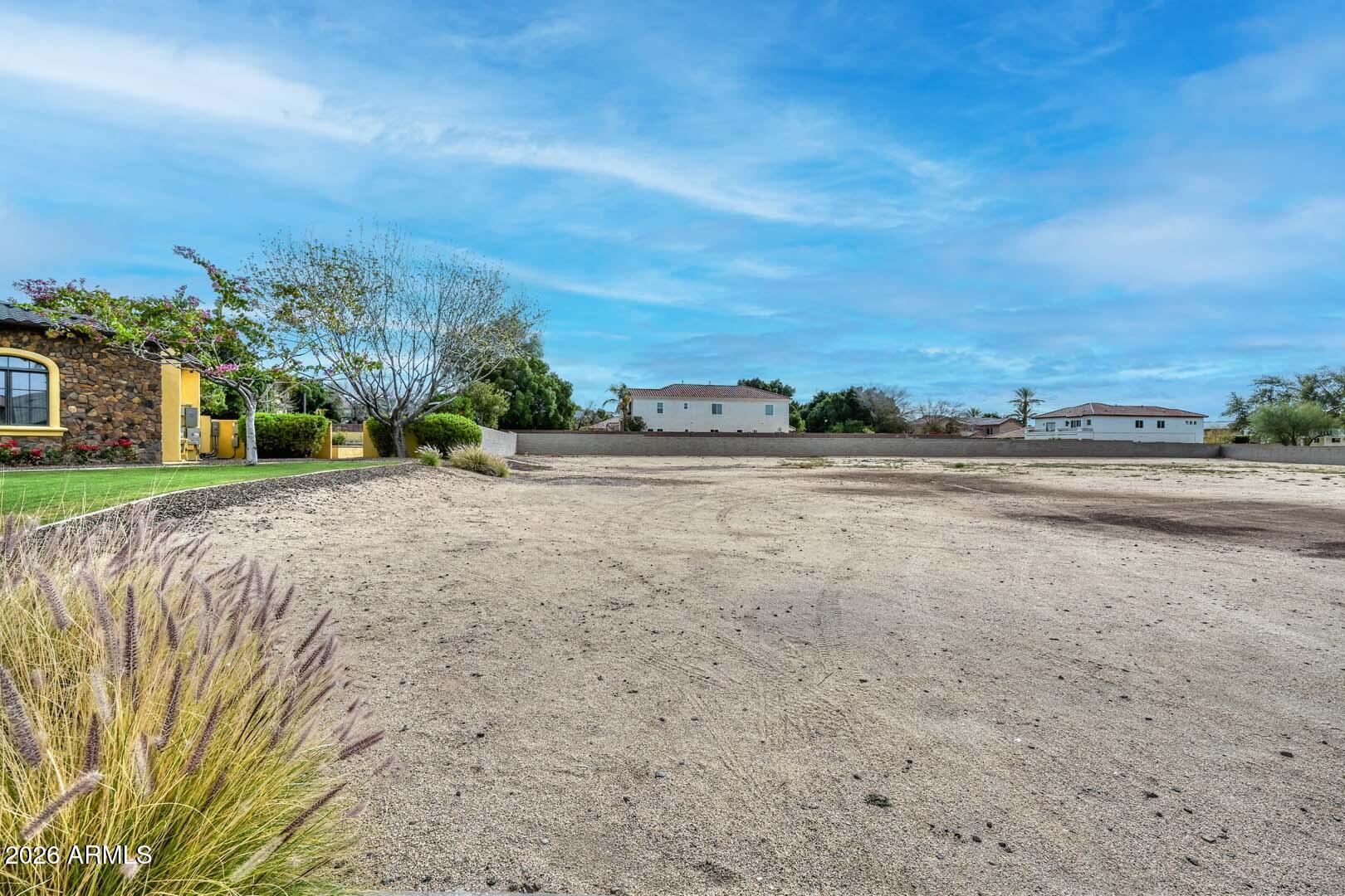 7323 W ARTIE Avenue 7