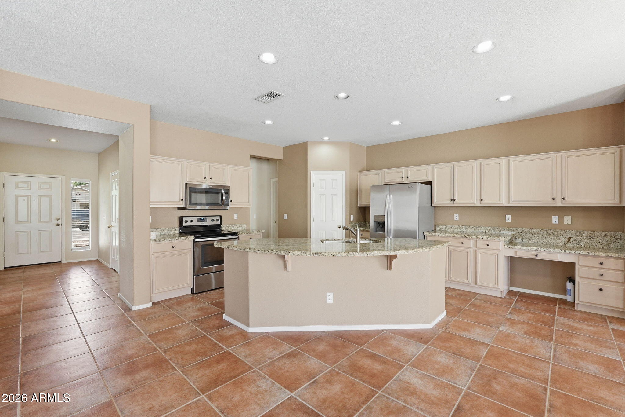6804 W BRONCO Trail