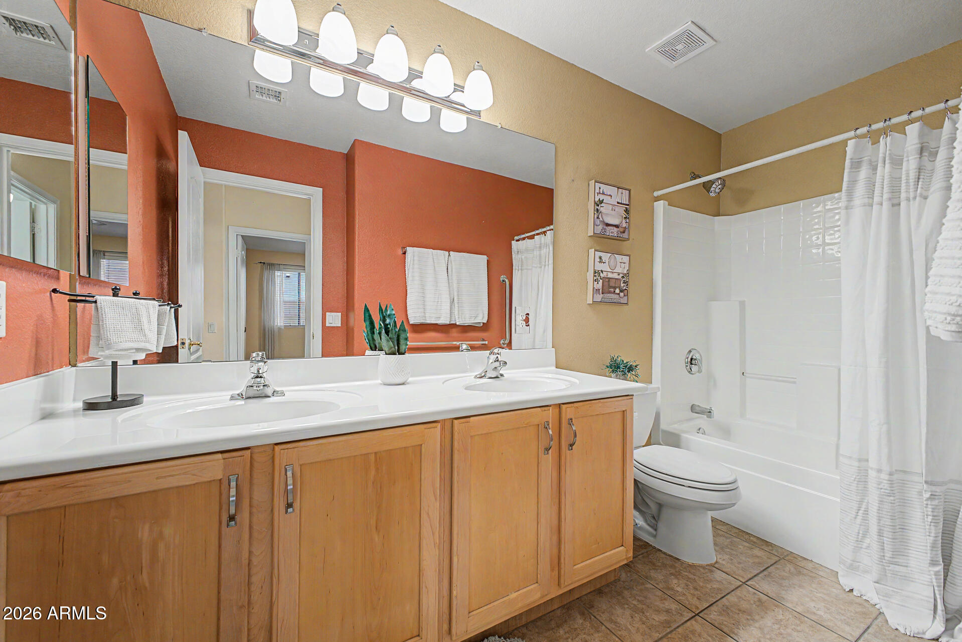 4123 W ALEX Loop