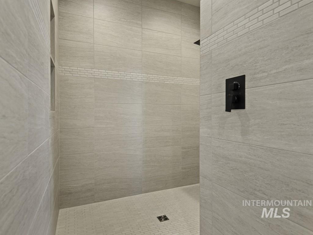 27129 Hickory Ridge Lane