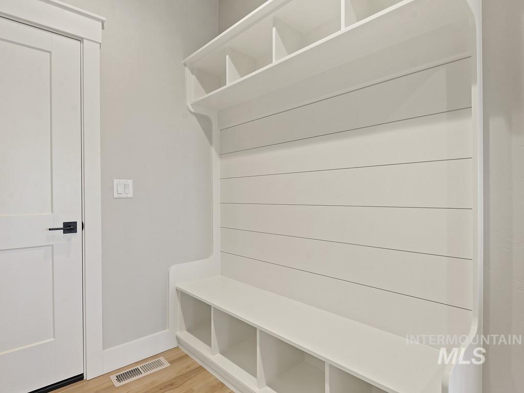 27129 Hickory Ridge Lane