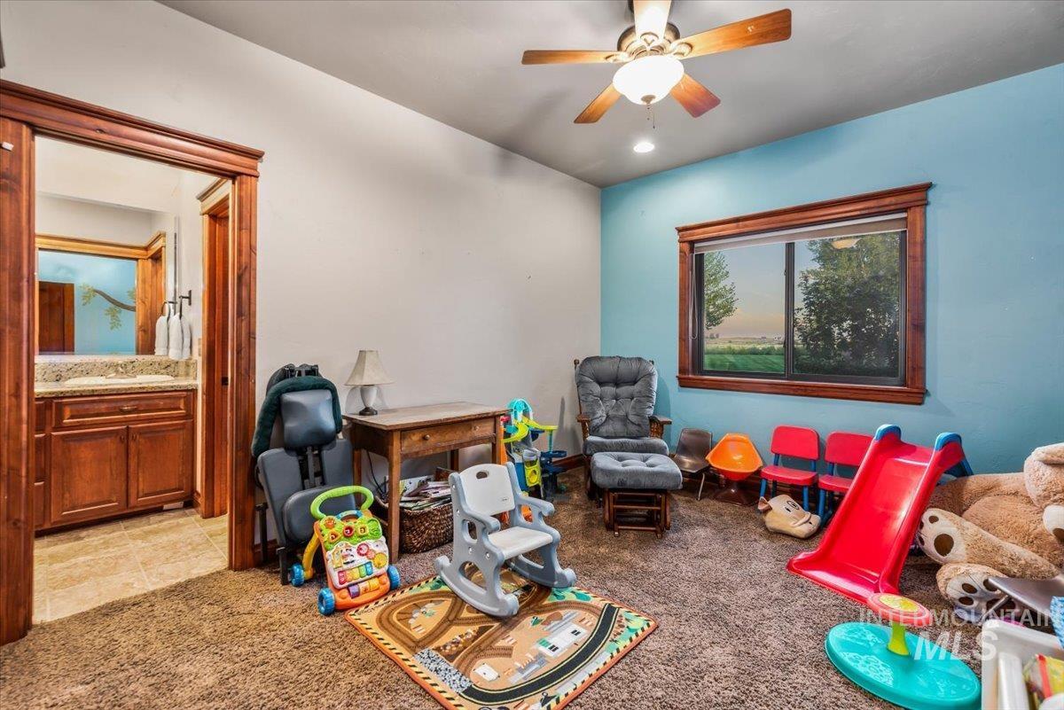 22000 Ten Davis Road