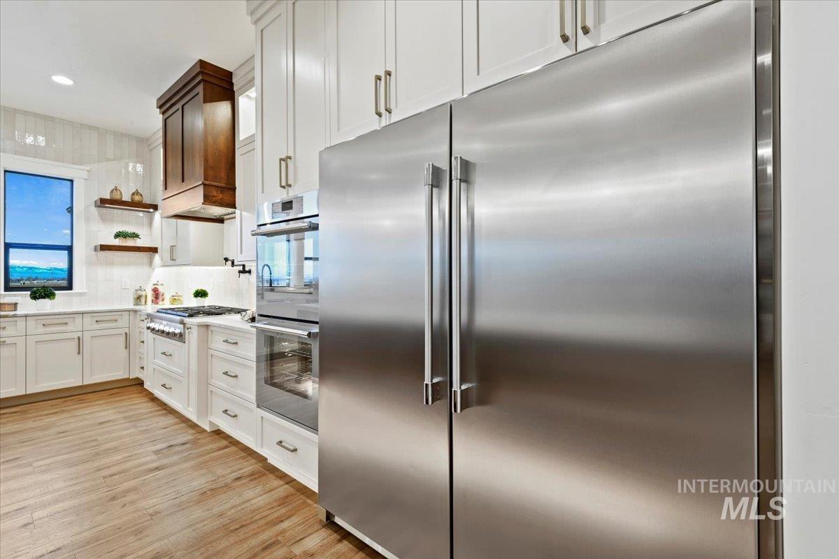 16778 Long Meadow Dr