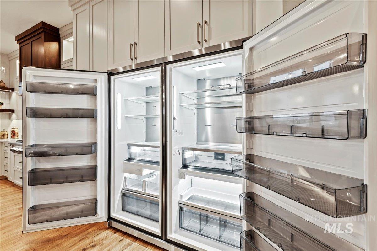 16778 Long Meadow Dr