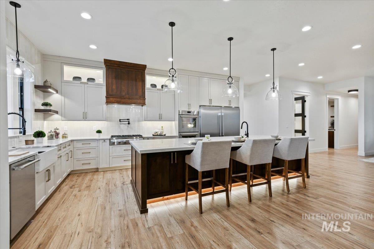 16778 Long Meadow Dr