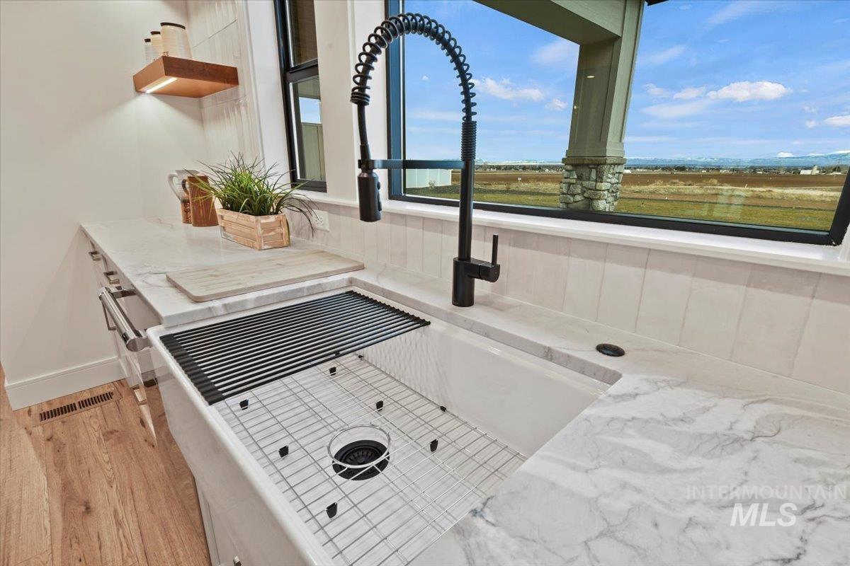 16778 Long Meadow Dr