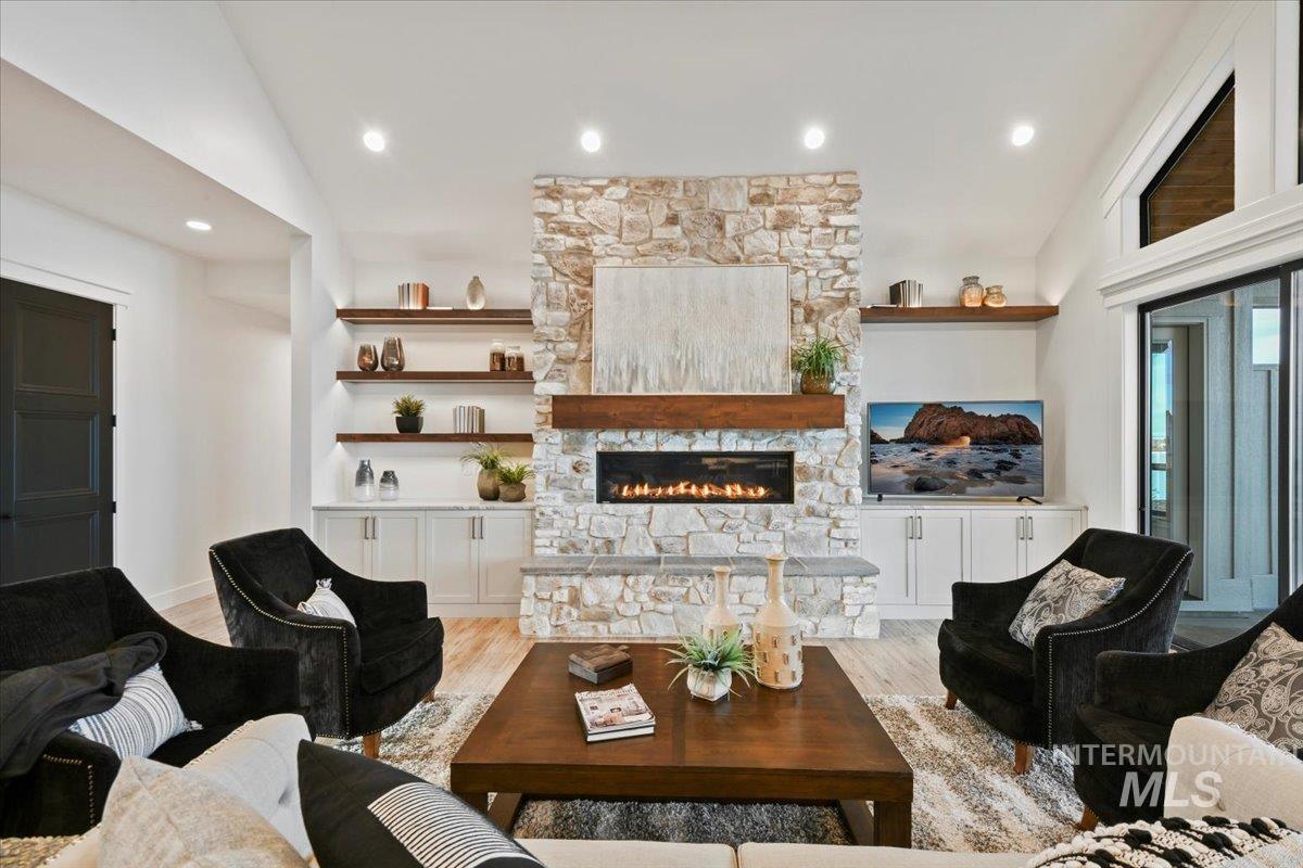 16778 Long Meadow Dr