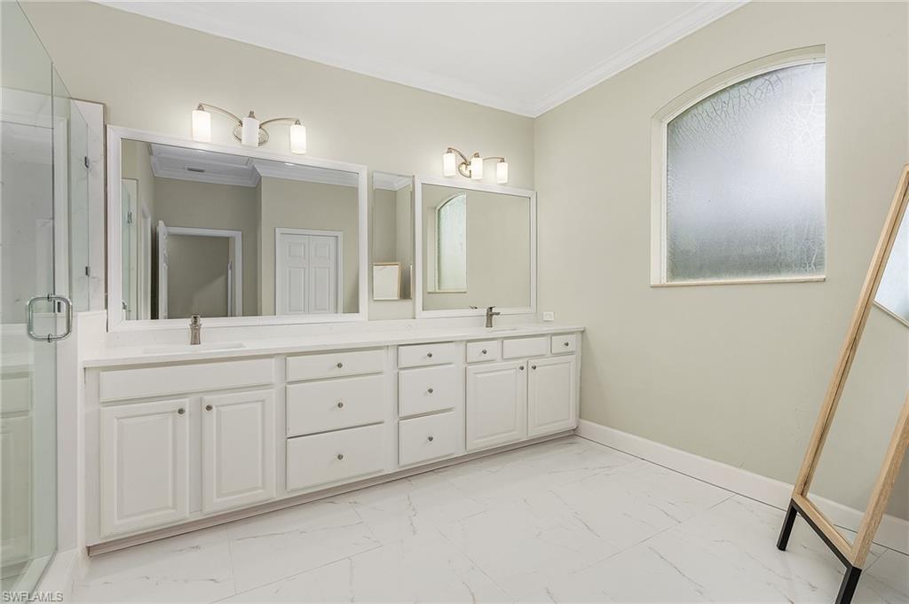 11400 Fallow Deer CT