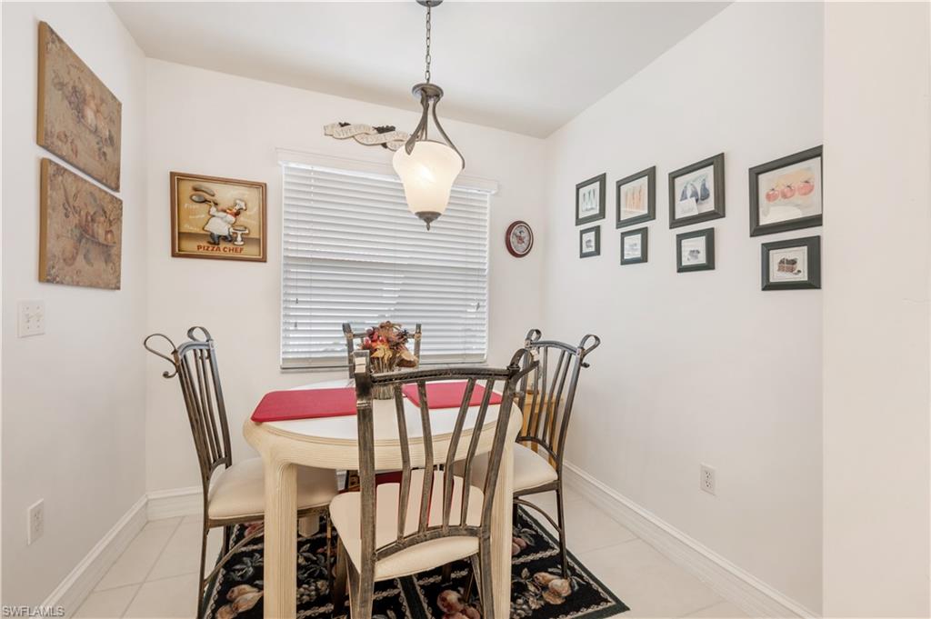 321 Robin Hood CIR # 104