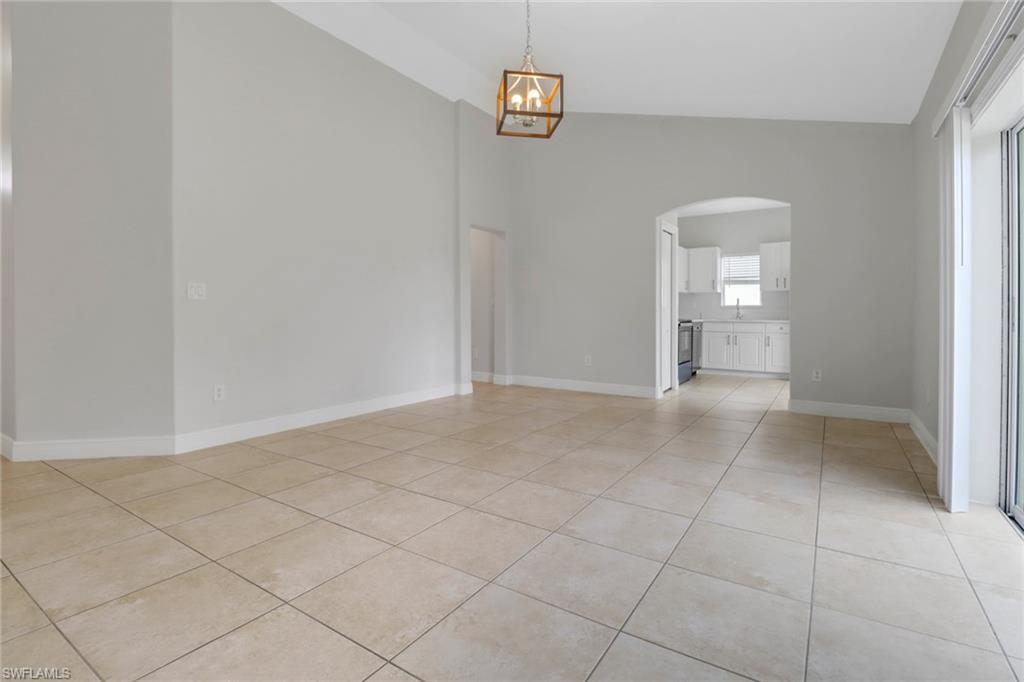 2221 Everglades BLVD S