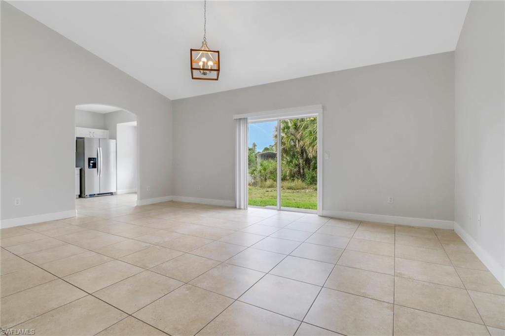 2221 Everglades BLVD S