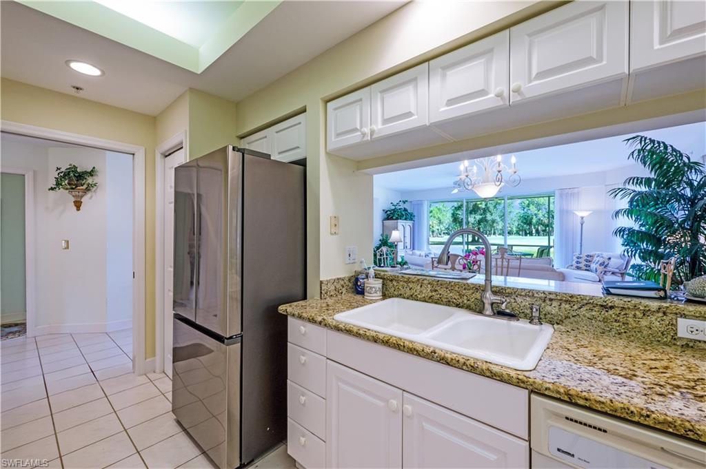 300 Wyndemere WAY # C104