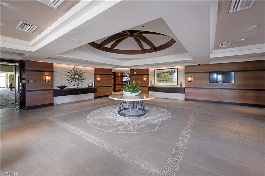 300 Wyndemere WAY # C104