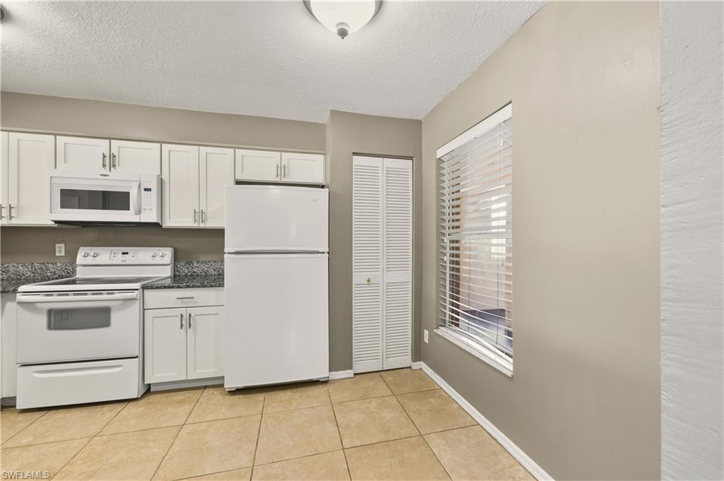 9650 Victoria LN # B208