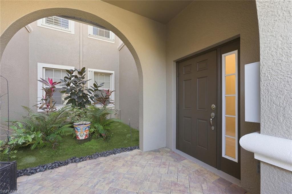 10351 Glastonbury CIR # 202