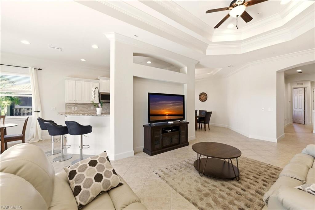 10351 Glastonbury CIR # 202