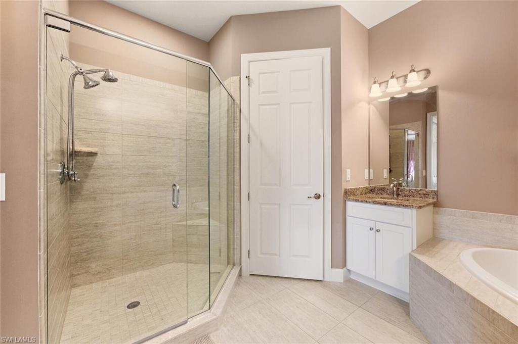 10351 Glastonbury CIR # 202