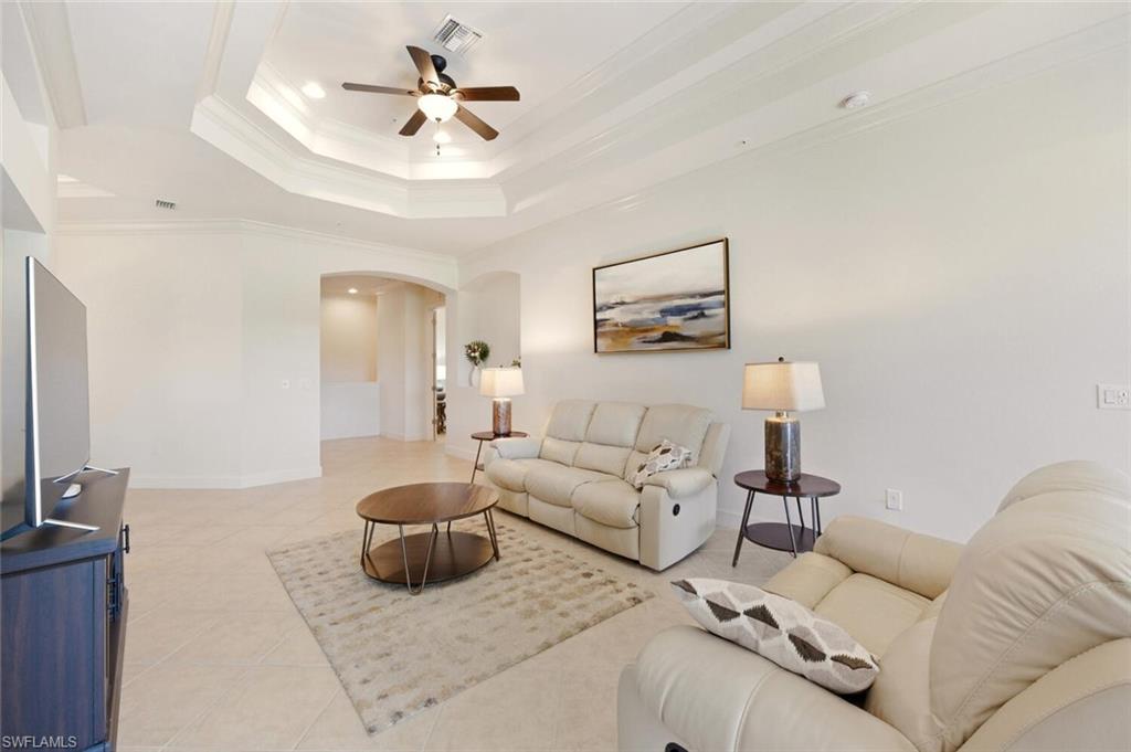 10351 Glastonbury CIR # 202