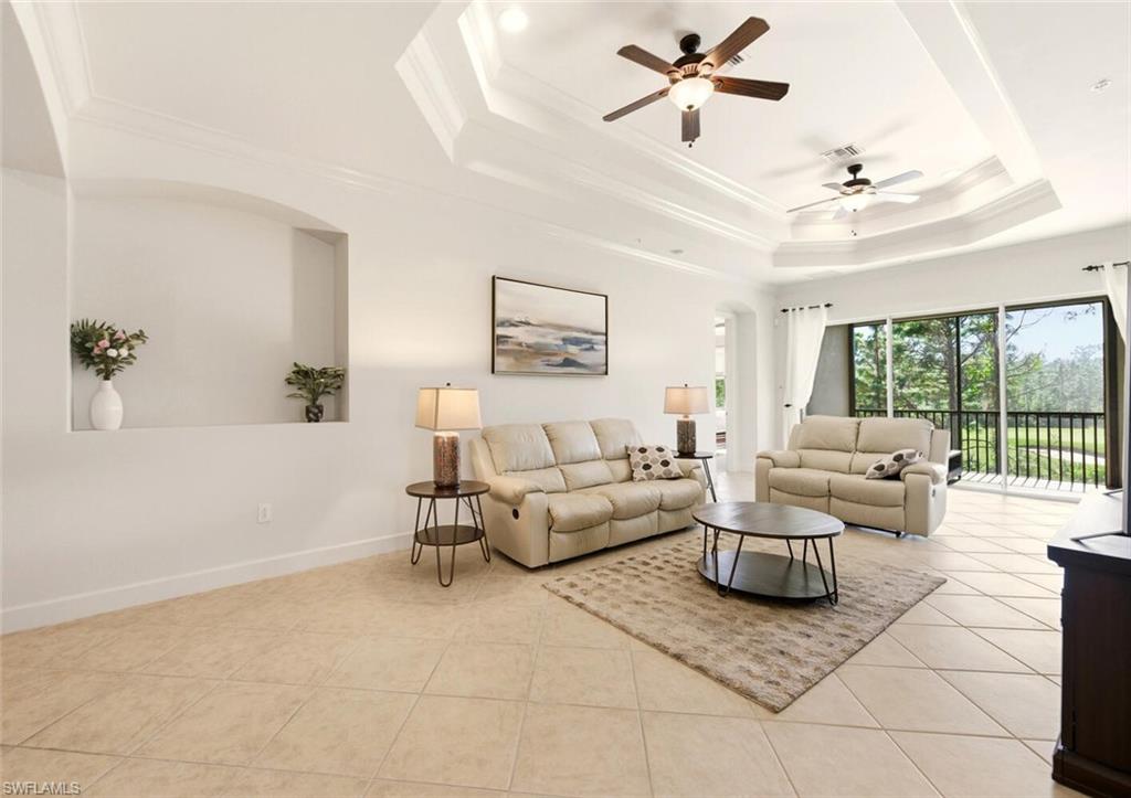 10351 Glastonbury CIR # 202