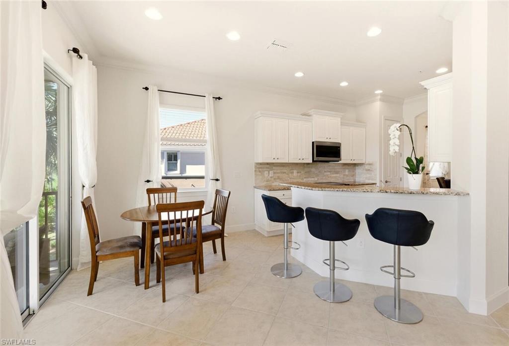 10351 Glastonbury CIR # 202