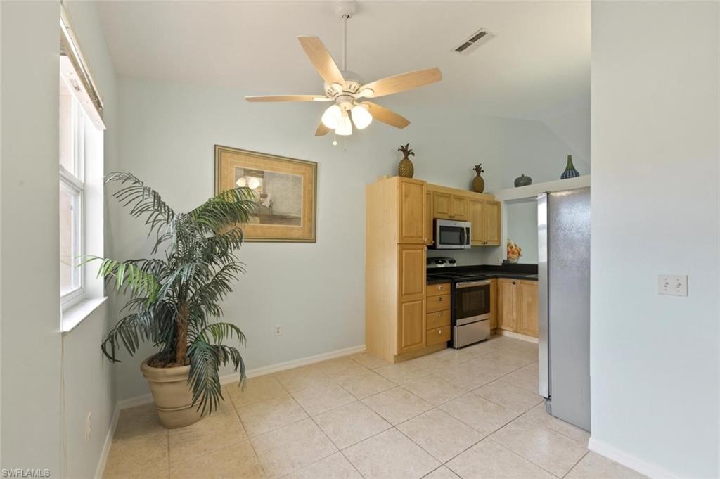 357 Robin Hood CIR 202