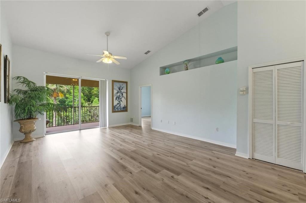357 Robin Hood CIR 202
