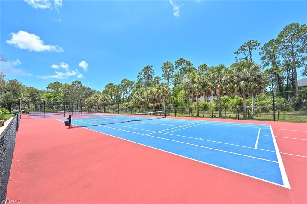 193 Robin Hood CIR 203