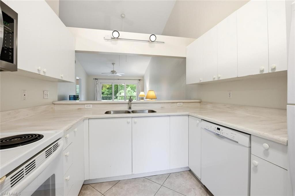 193 Robin Hood CIR 203