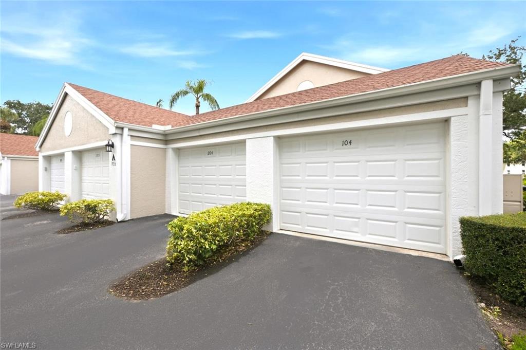 9856 Luna CIR 204