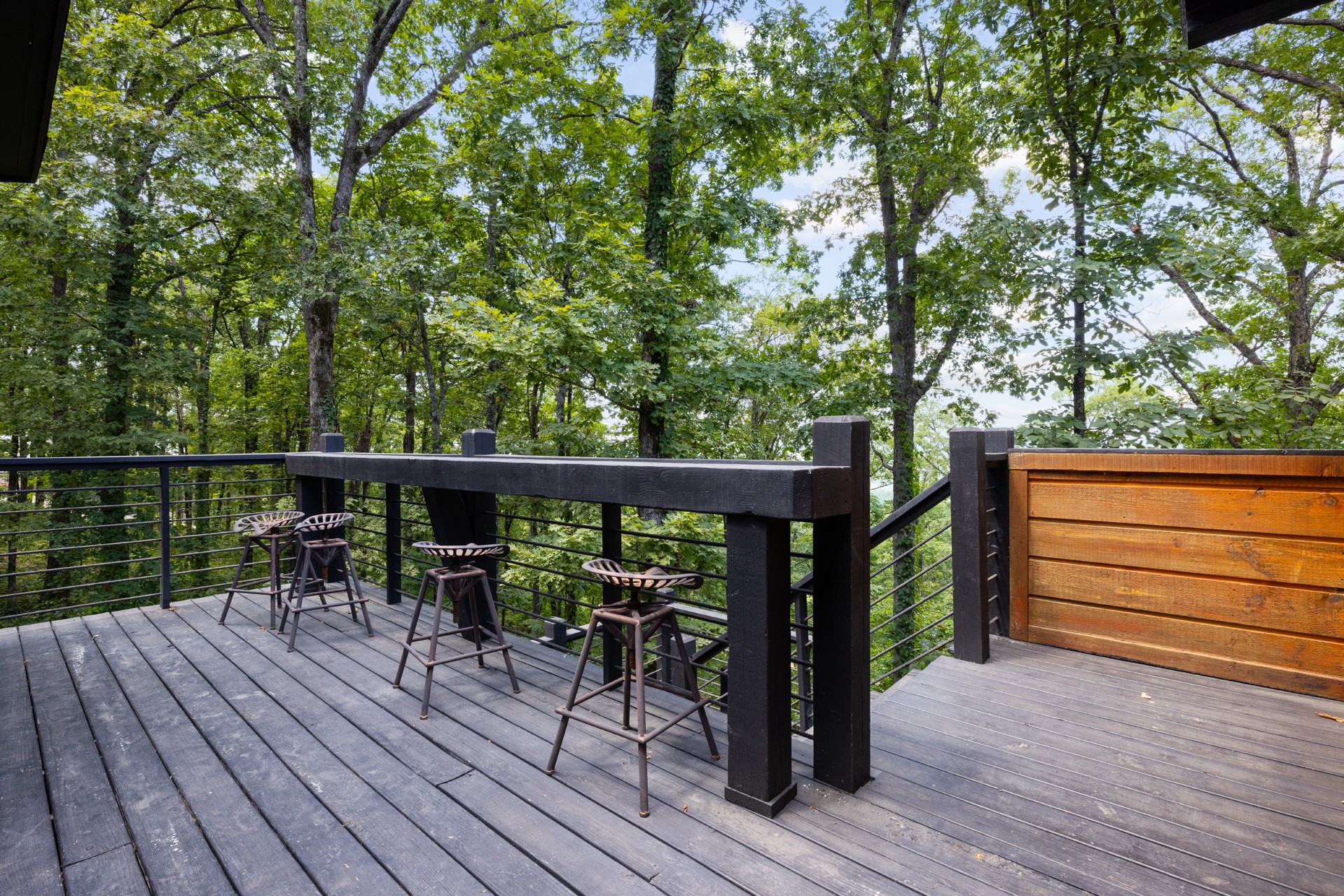 566 Moonshiner Spgs Trail