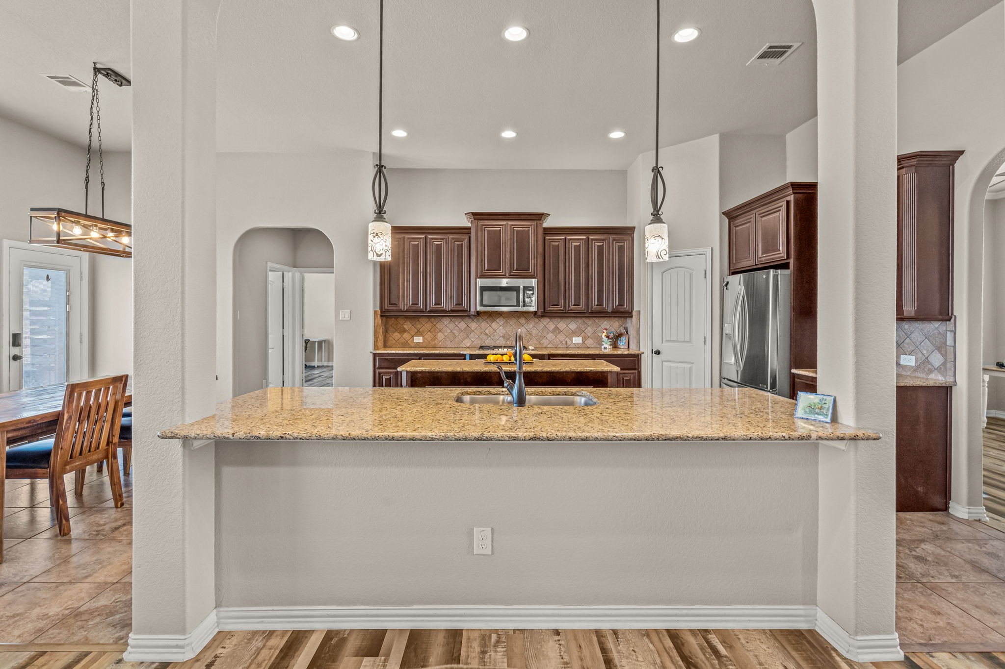1109 Mount Lane