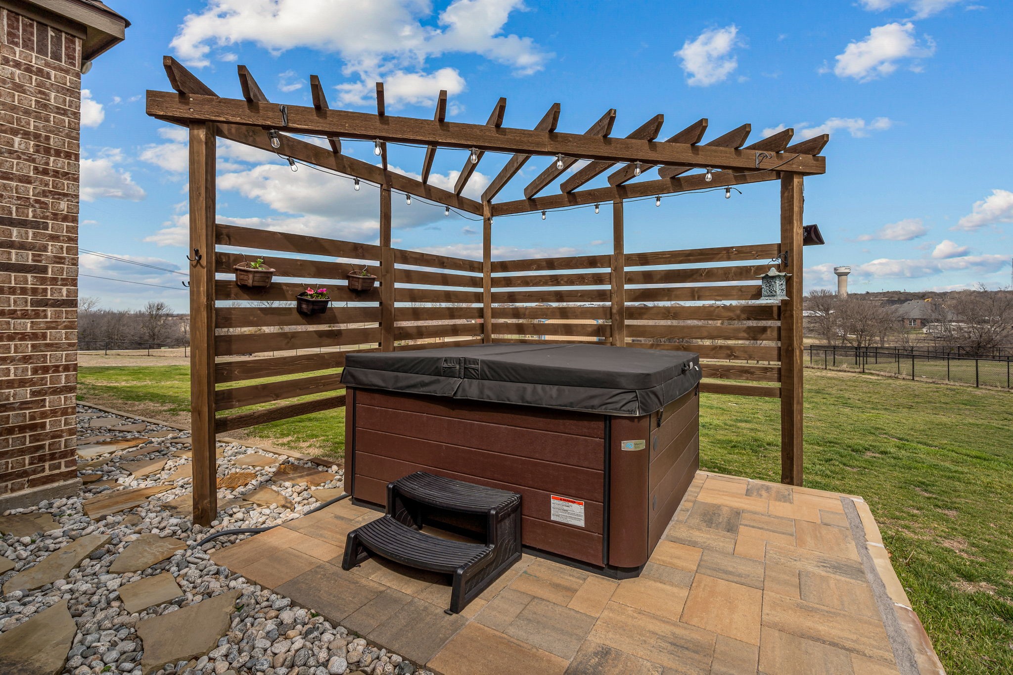 1109 Mount Lane