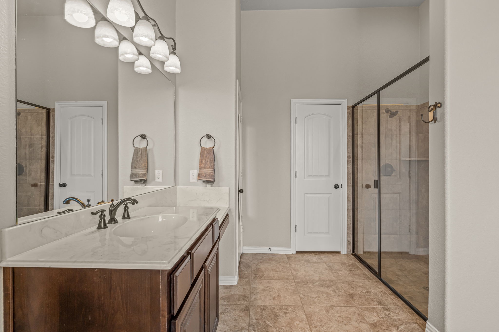1109 Mount Lane