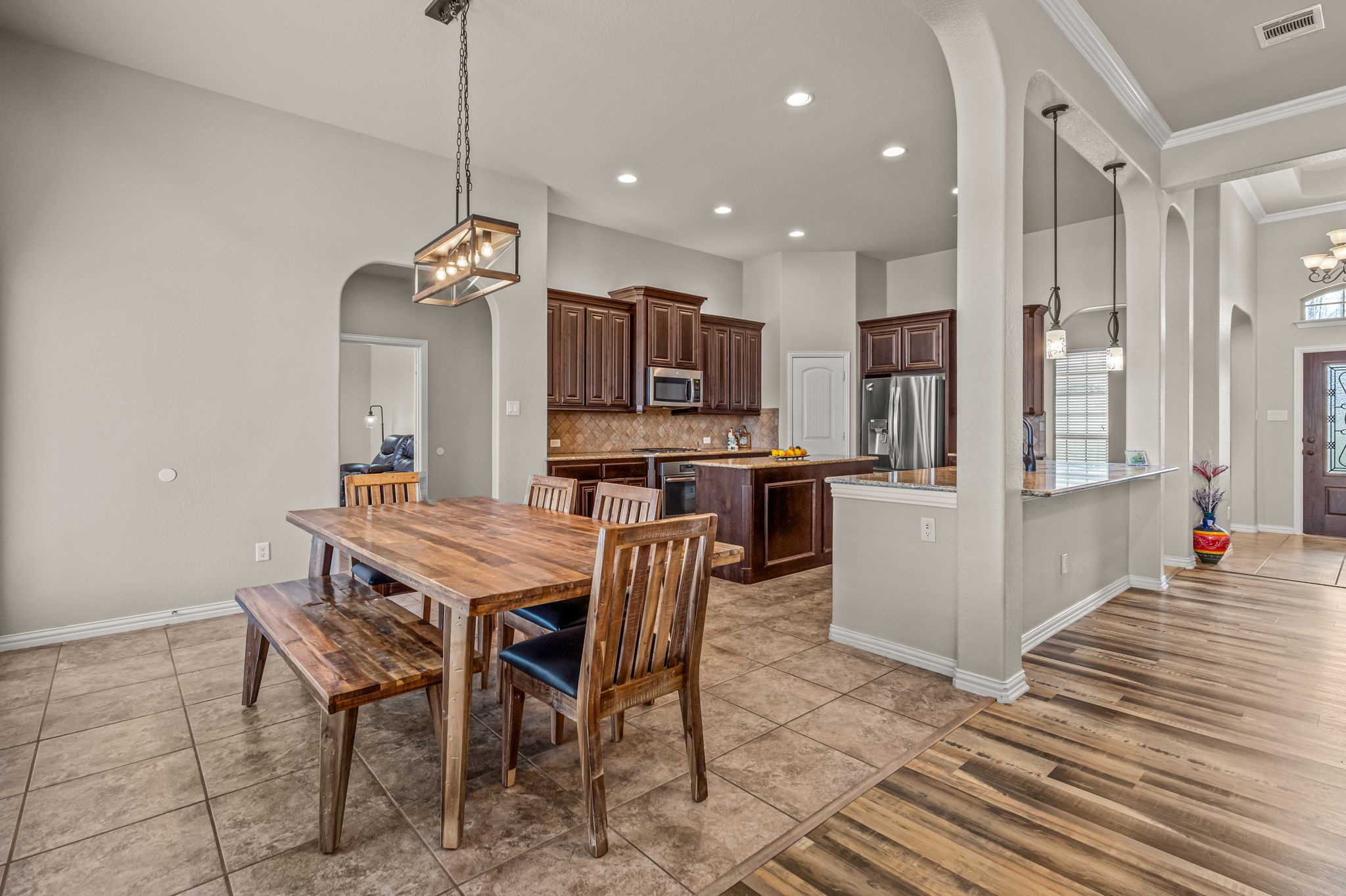 1109 Mount Lane