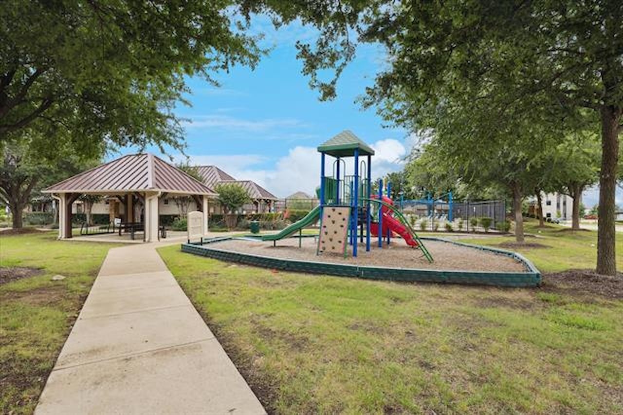 1917 Winter Hawk Drive