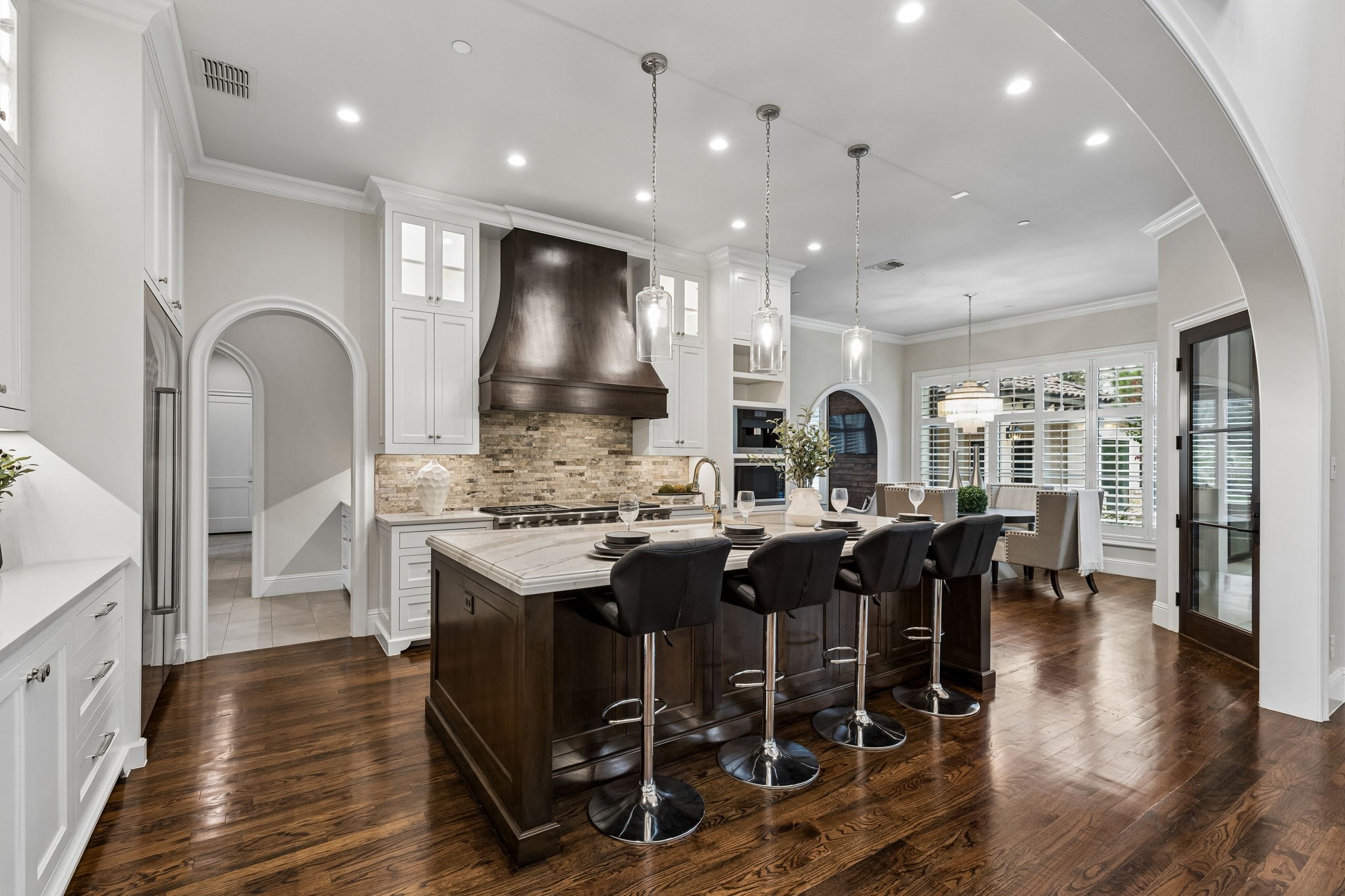 2202 Barcelona Court