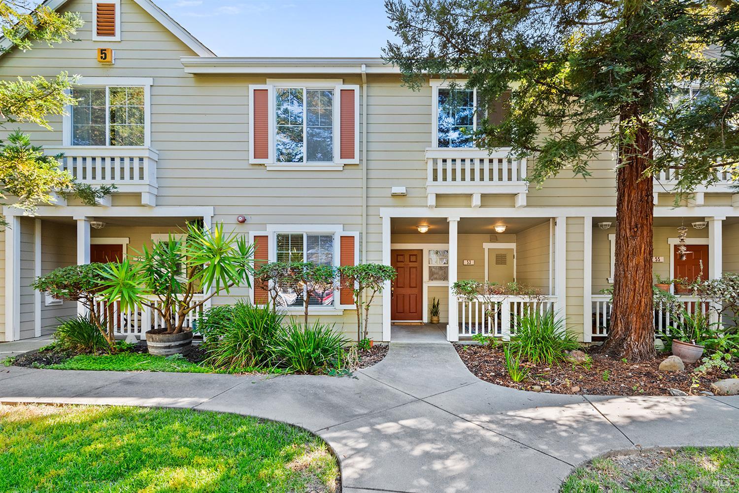 53 Mather Ct