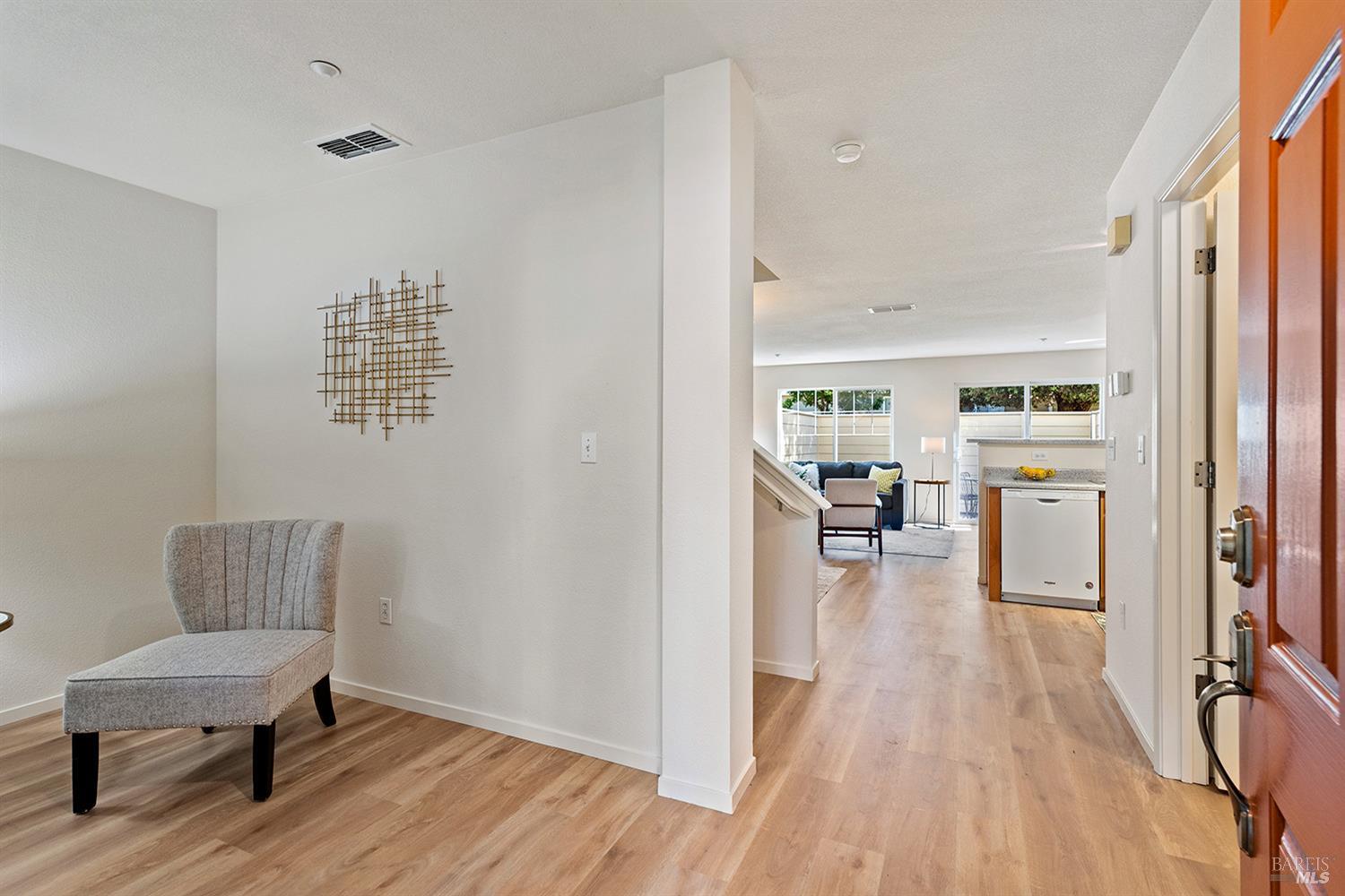 53 Mather Ct
