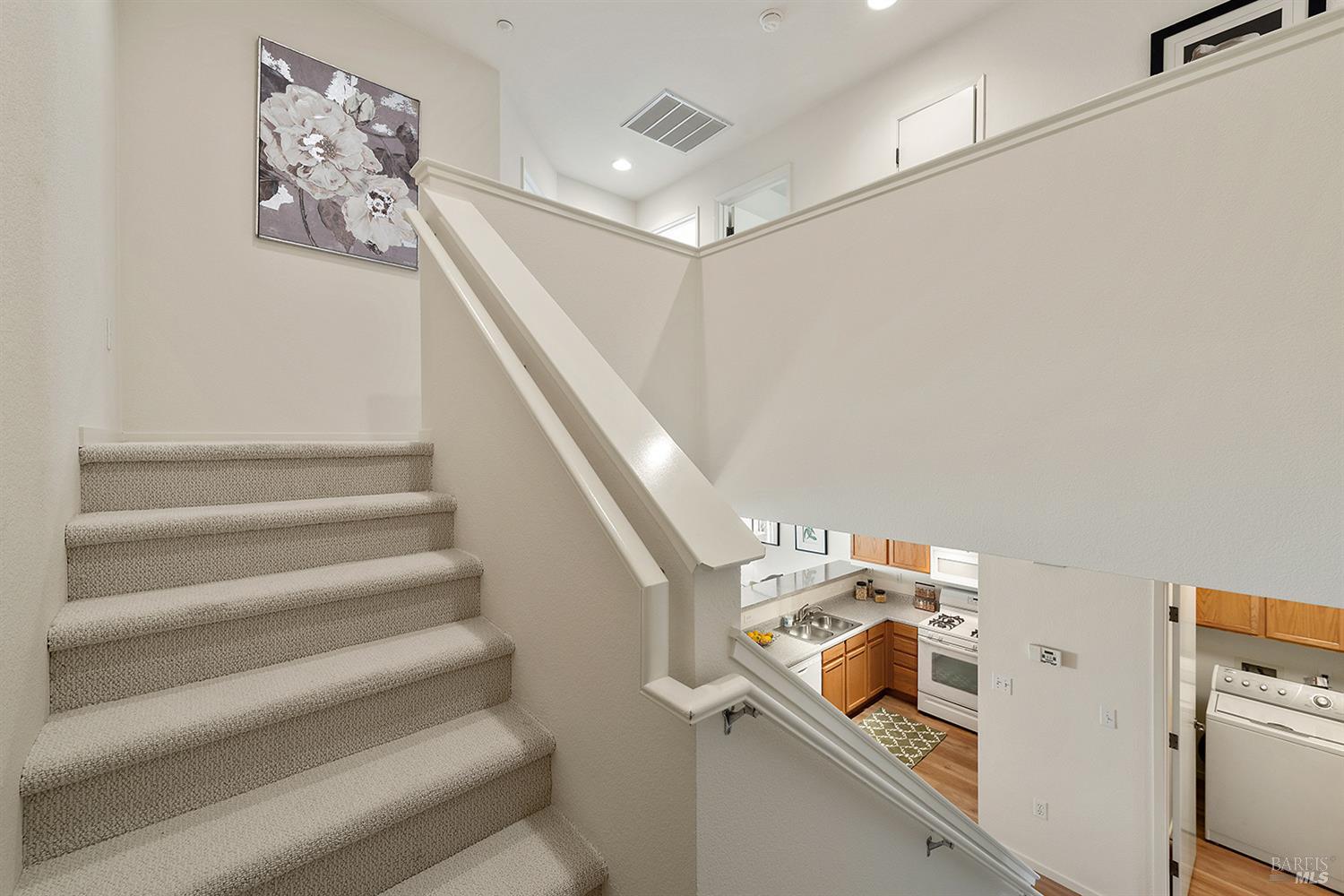 53 Mather Ct