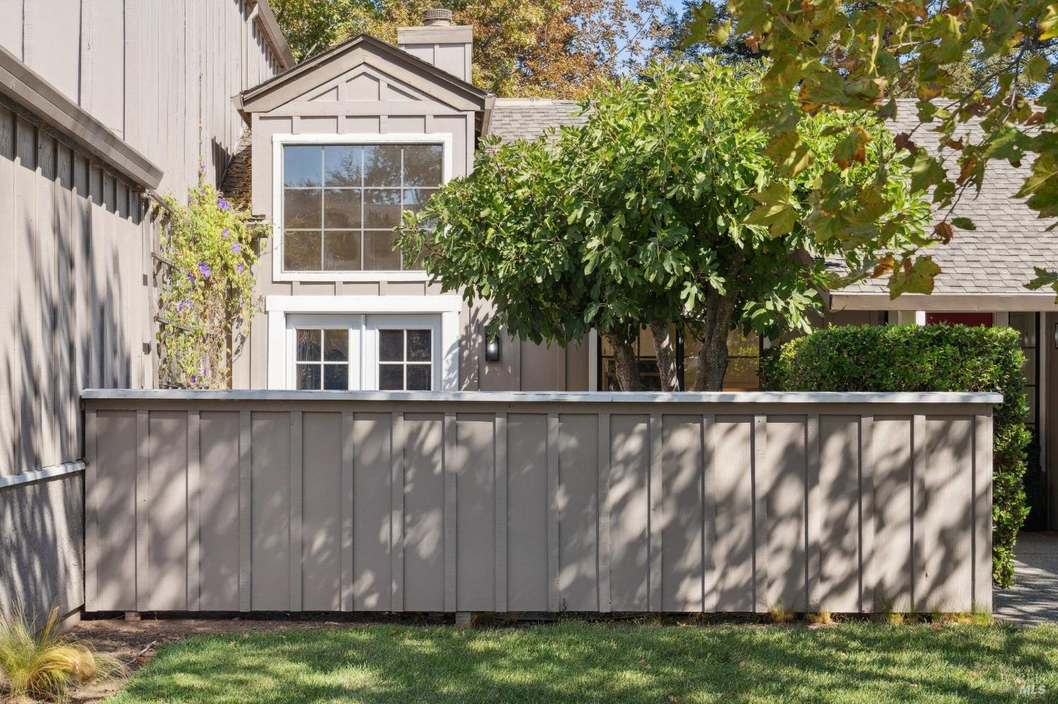 832 Princeton Dr