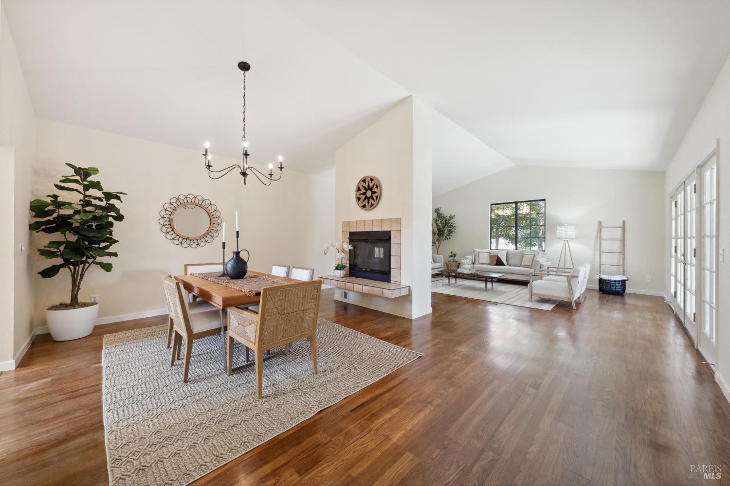 832 Princeton Dr