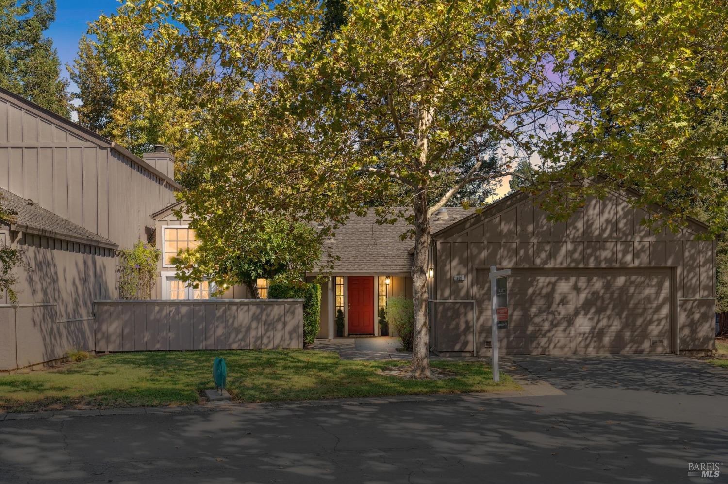 832 Princeton Dr