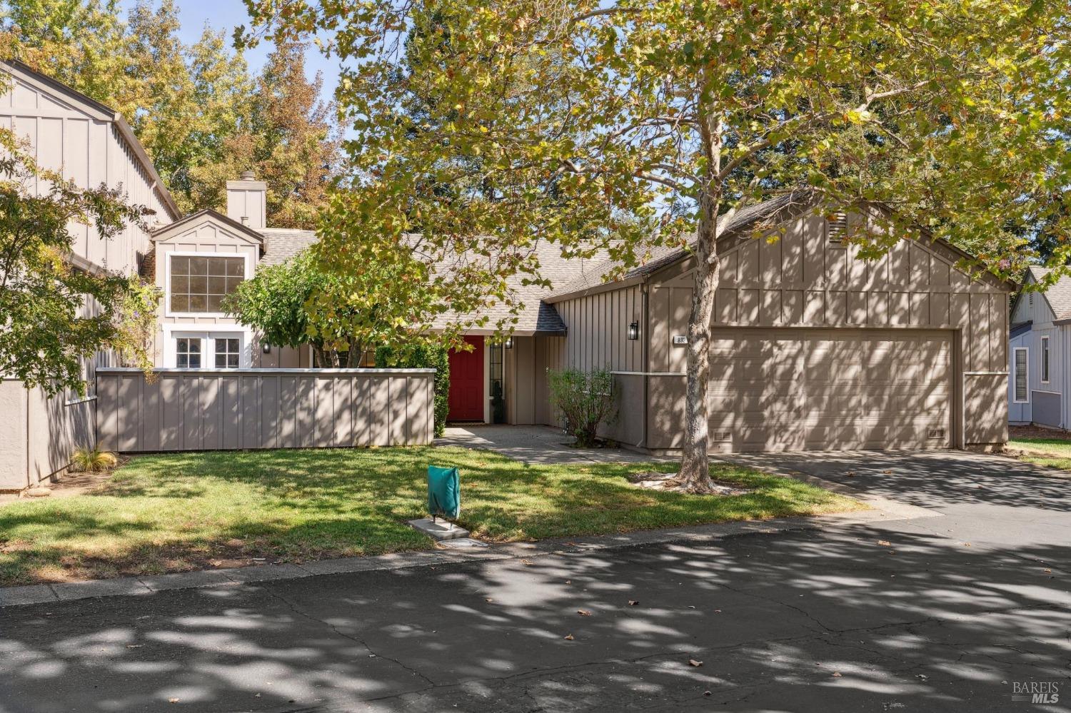 832 Princeton Dr